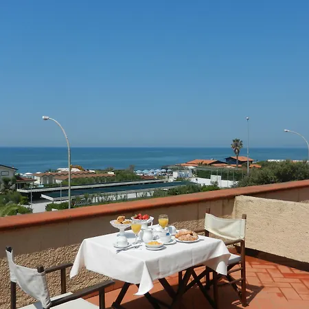 Hotel Villa Maremonti-3