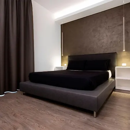 Minimal Rooms-2