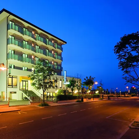 Little Hotel-2