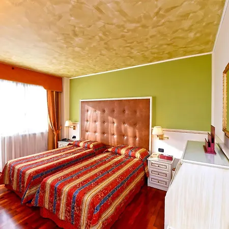 Hotel La Bussola-2