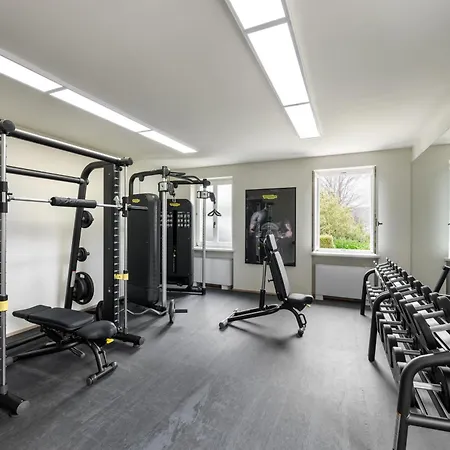 Residence L'Ulivo - Apartments In The City Center, With Fitness, Squash & Private Parking-3