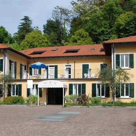 Residence L'Ulivo - Apartments In The City Center, With Fitness, Squash & Private Parking-2