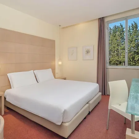 B&B HOTEL Calenzano First-2