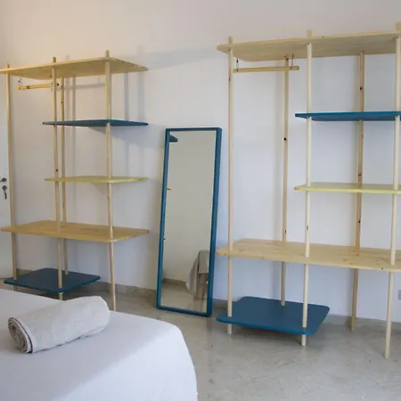Oberdan Guest House-3