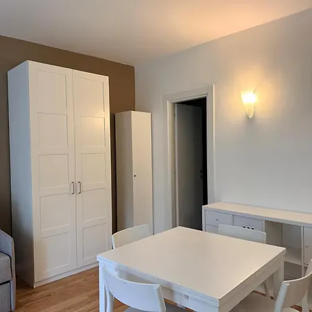 Front Lake Apartment Bardolino-3