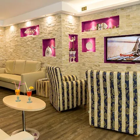 Hotel Rivamare-3