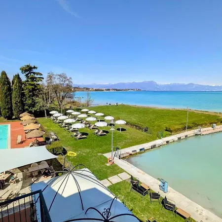 Yachting Hotel Mistral-2