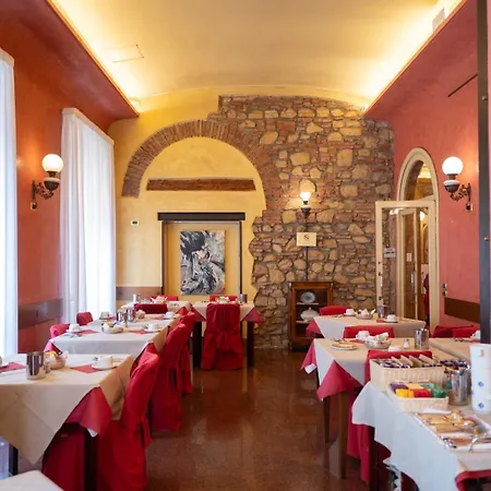 Hotel Colomba D'Oro-3