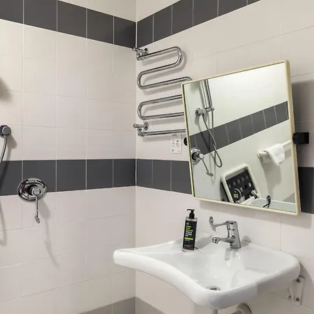 B&B Hotel Cuneo Cristal-3