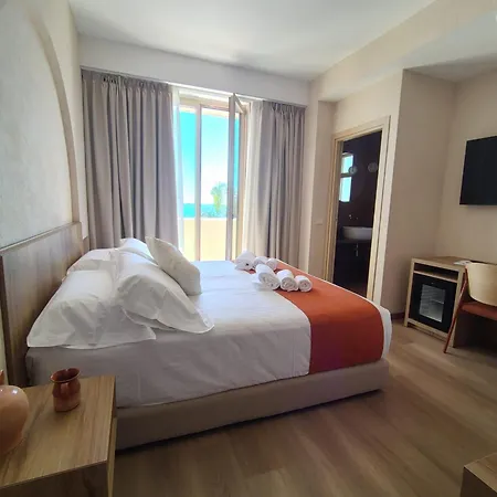 Beach Hotel Terracotta-3