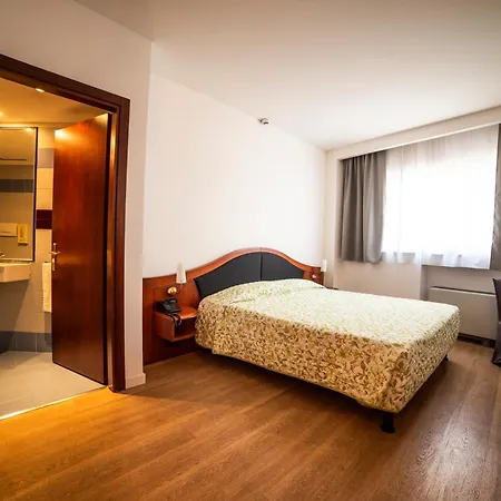 Hotel Donizetti-3