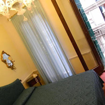 Hotel Pantalon-2