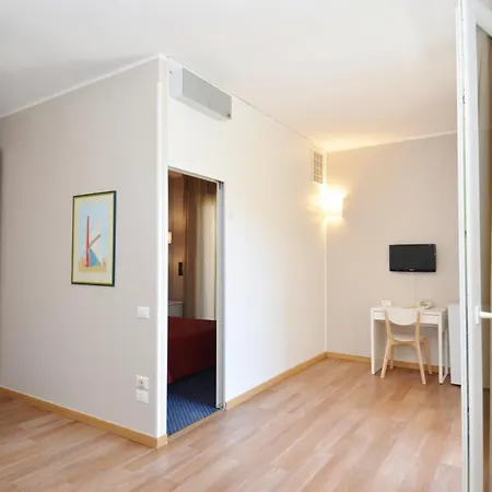 Ute Hotel-3