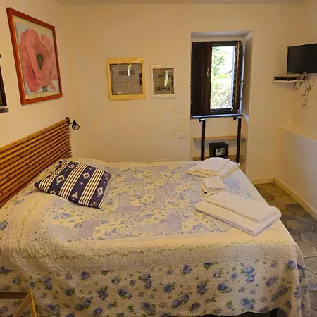Il Borgo Di Campi-3