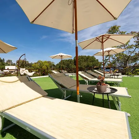 Pater Meus Suites - Sea View, Pool & Parking-3