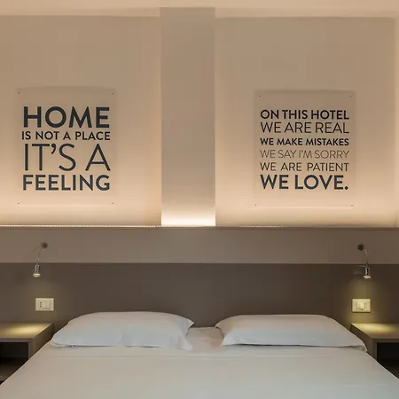 Hotel Martini-2
