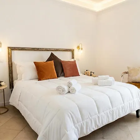 Tresca Charme Luxury Rooms-3