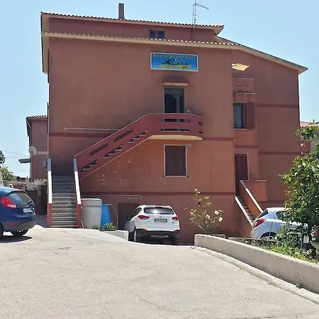 Guest House Tra Rocce E Mare-3