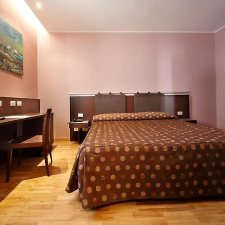 Hotel Terminal-2
