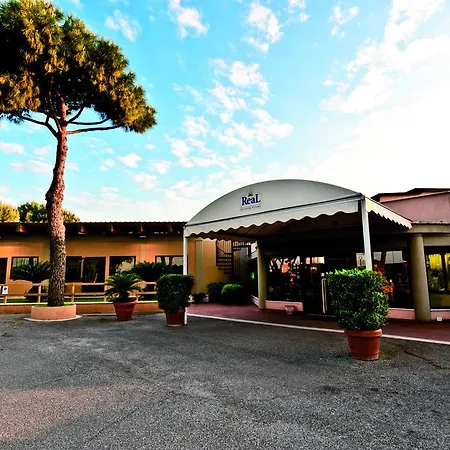 Real Village Roma-2