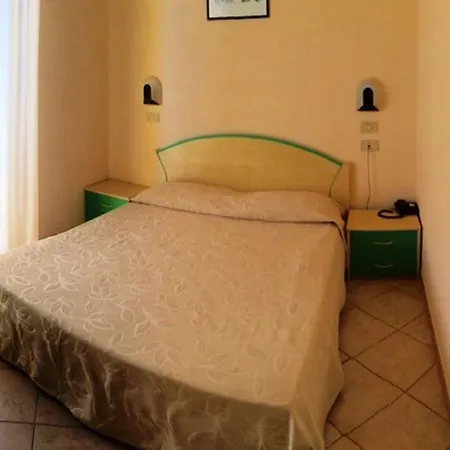 Hotel Reno-2