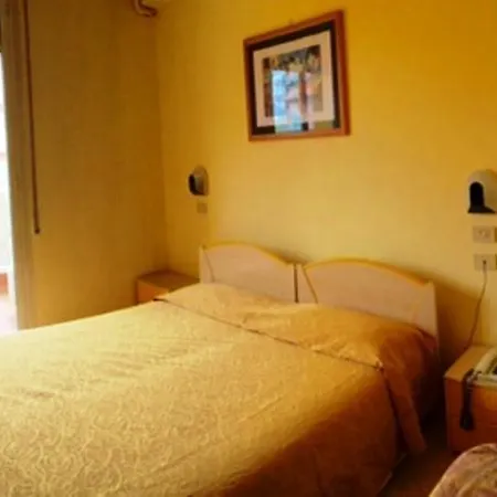 Hotel Reno-3