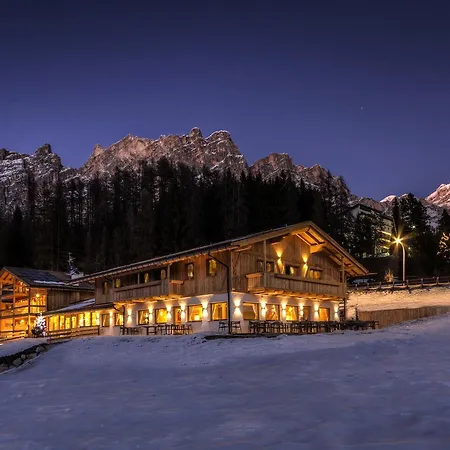 Dolomiti Lodge Alvera-3