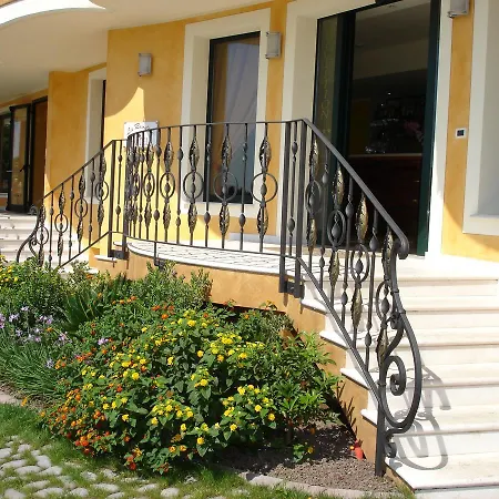 Hotel La Rondine-3