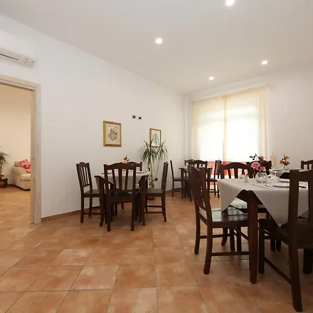 Guest House Villabianca-2