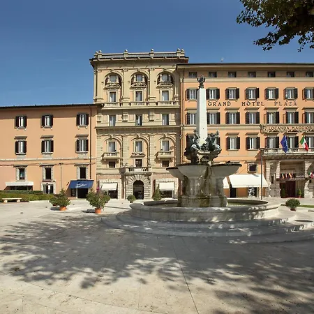 Grand Hotel Plaza & Locanda Maggiore-3