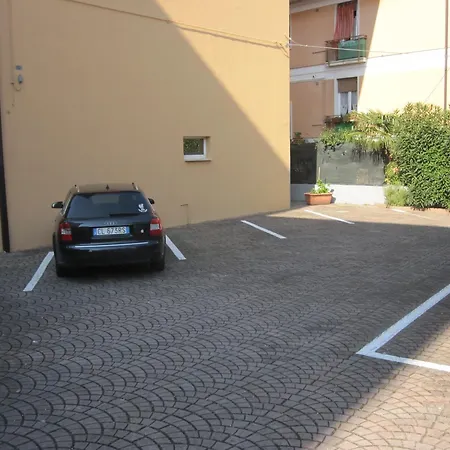 Hotel Benacus-2