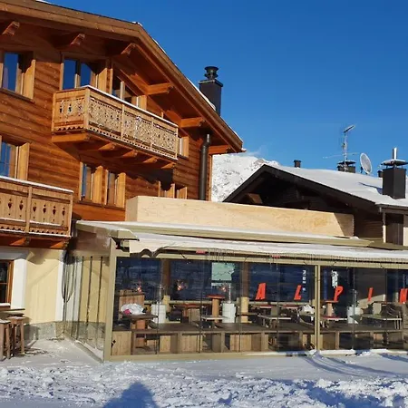 Alpino Lodge Bivio-2