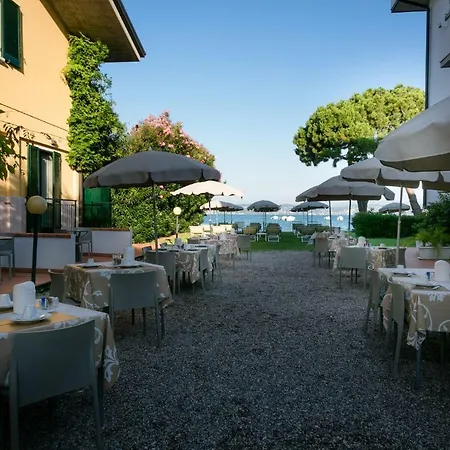 Hotel Saviola-3