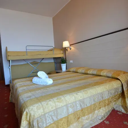 Hotel Apollo-2