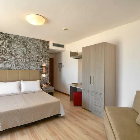 Hotel Excelsior-2