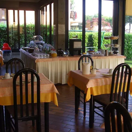 Hotel Derby-2