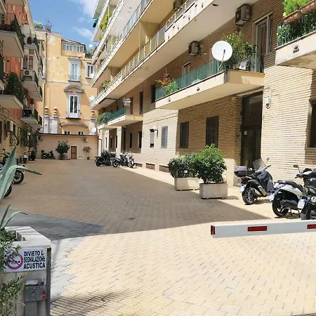Regina Margherita Suite-3