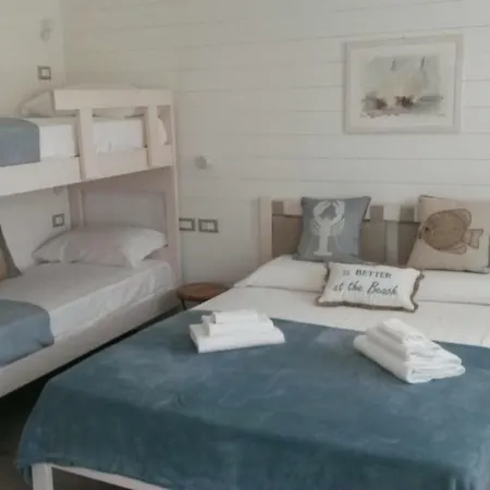 Laura E Christian - Rooms-3