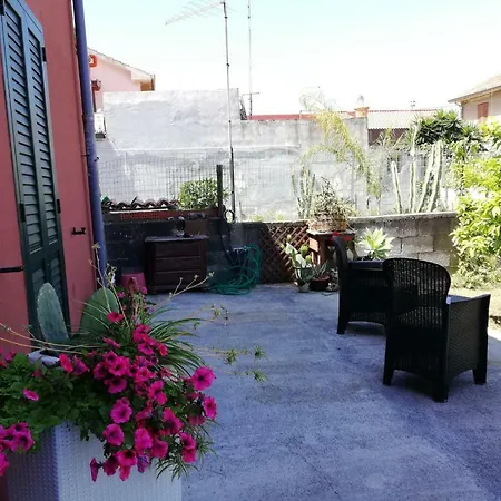 Aeroporto Bellini Rooms-2