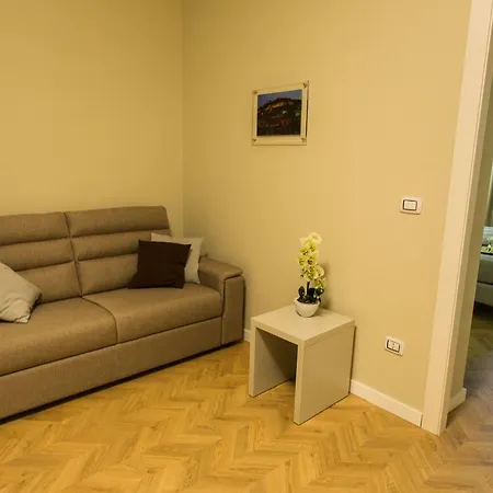 Le Affacciate Bruzie Home Guest House-2