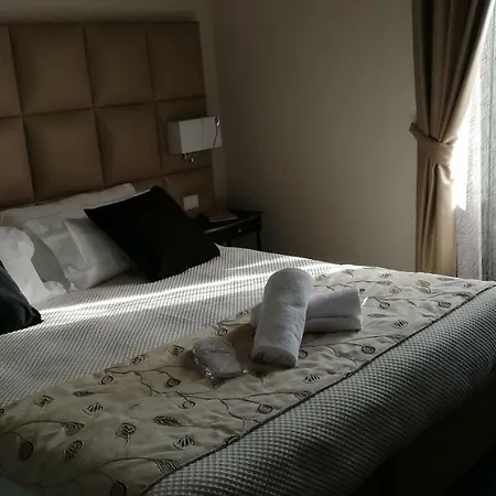 Les Chambres De La Place-2