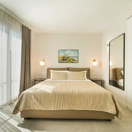 Garda Room-2