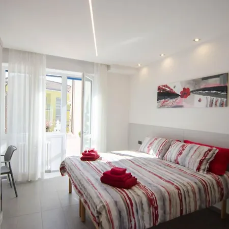 Varese Comfort Room-2