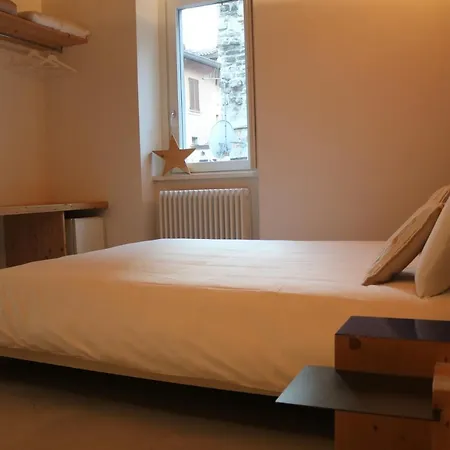 Fontana Rooms-2