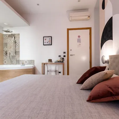 Lucenova Suite Guest-House-2
