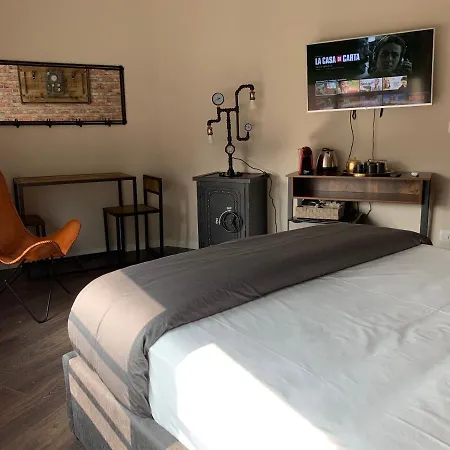Suite Lame 37 Rental Rooms-3