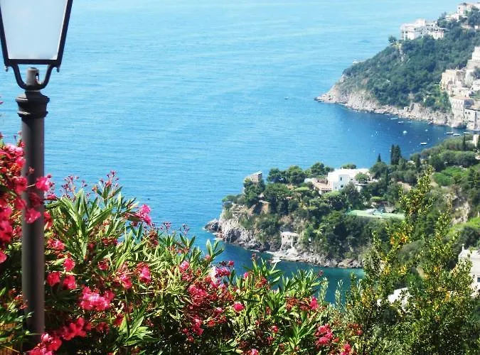 Seaview Villa From 1900 - 5 Min From Amalfi Center - 100 From Duoglio Sea Beach - 160 Stairs From The Amalfi Coast Main Route