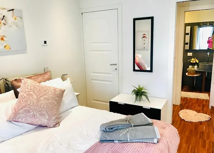 Sweet & Cosy Room Next To The Beach Viareggio