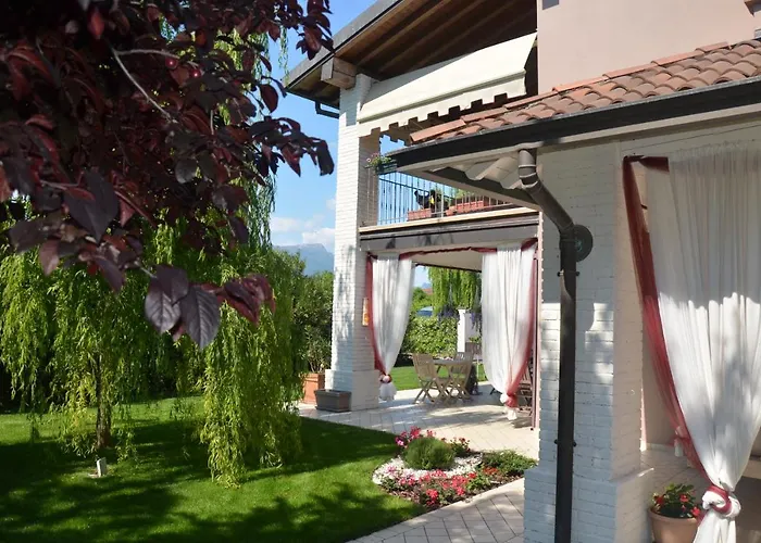 Asso Bed & Breakfast Manerba del Garda