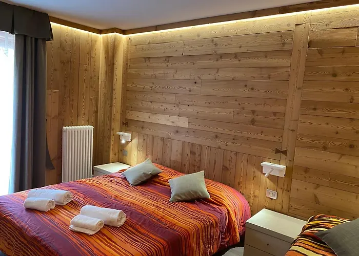 Sottosopra Alps Apartments & Rooms Ski & Bike Room Charvensod